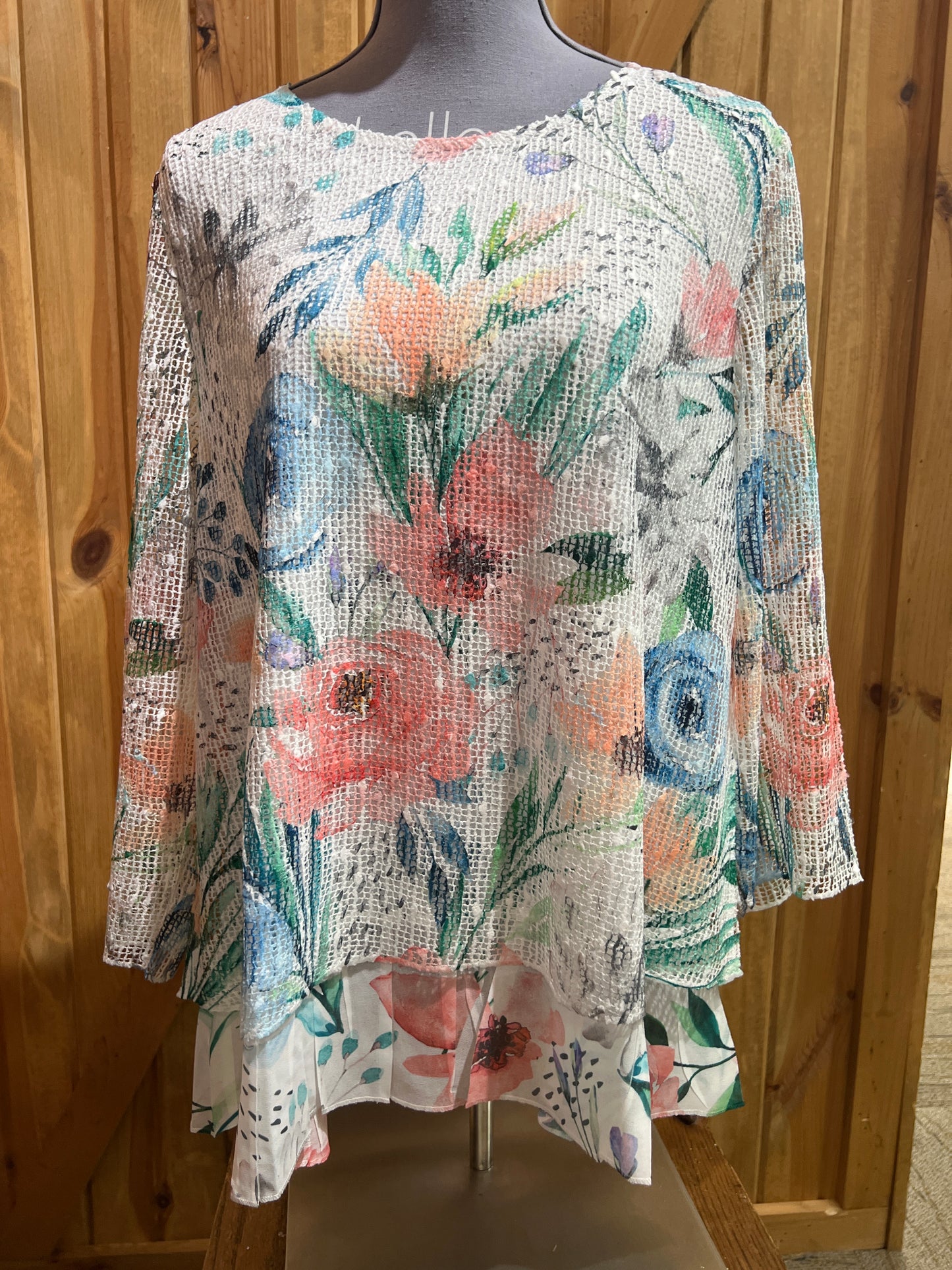 Creation Netting 3/4 Sleeve Top