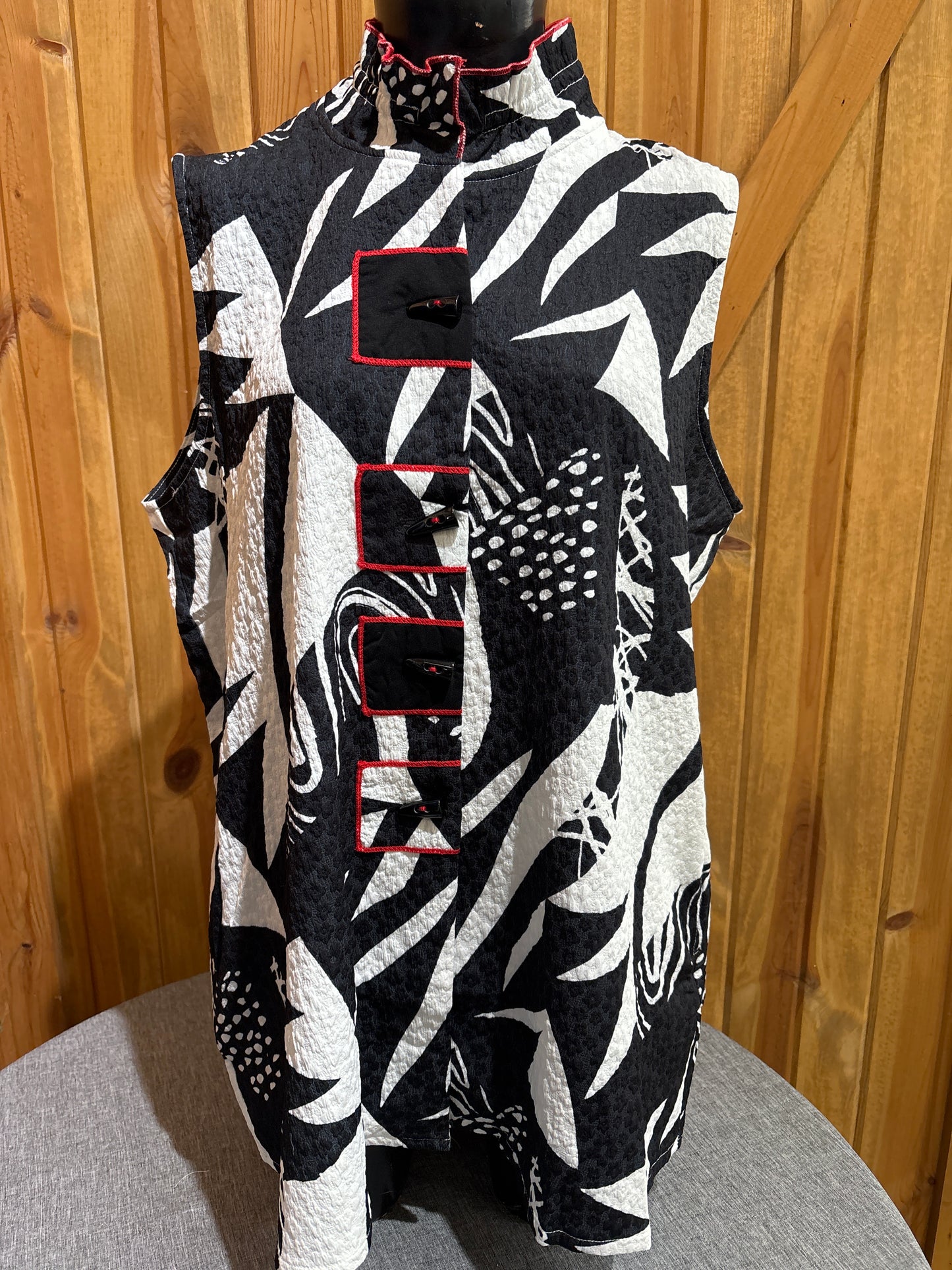 Sleeveless Black and Red Horn Button Top