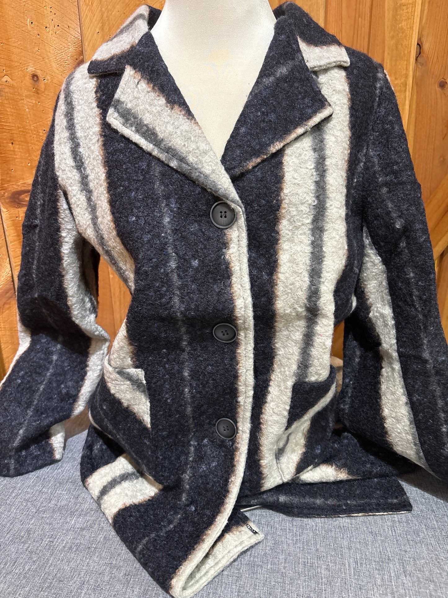 Creation Button Down Fuzzy Jacket