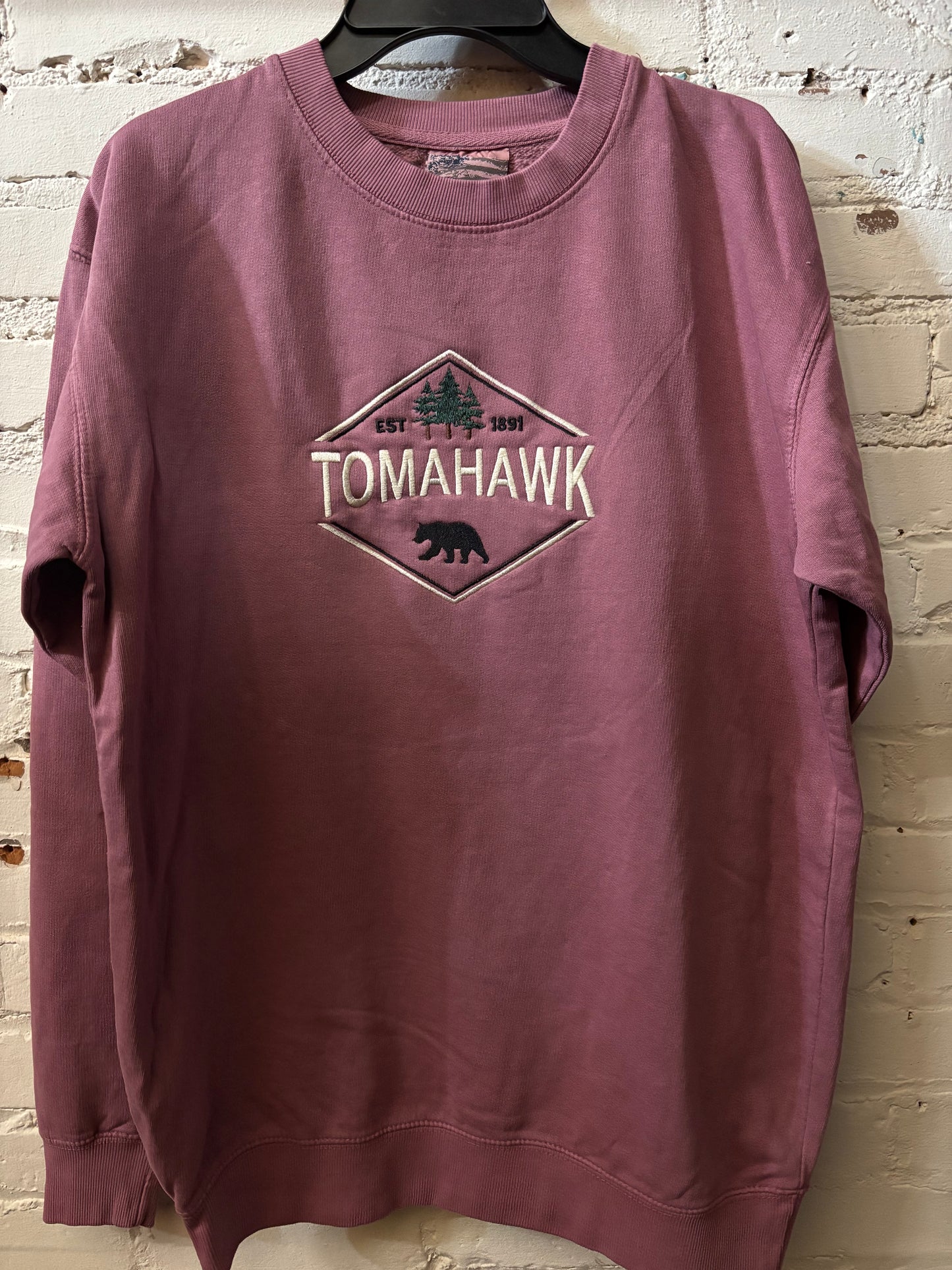 Tomahawk Embroidered Bear Crewneck