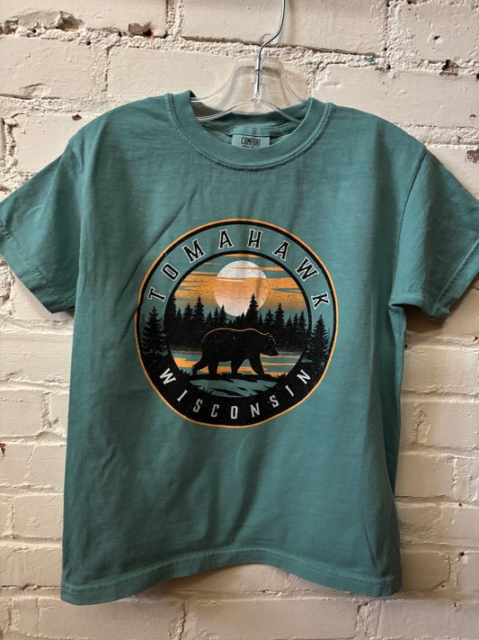 Youth Tomahawk Wisconsin Bear Sunset T-Shirt