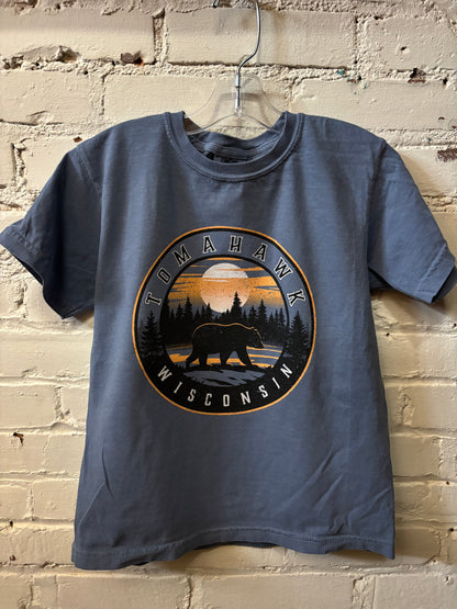 Youth Tomahawk Wisconsin Bear Sunset T-Shirt