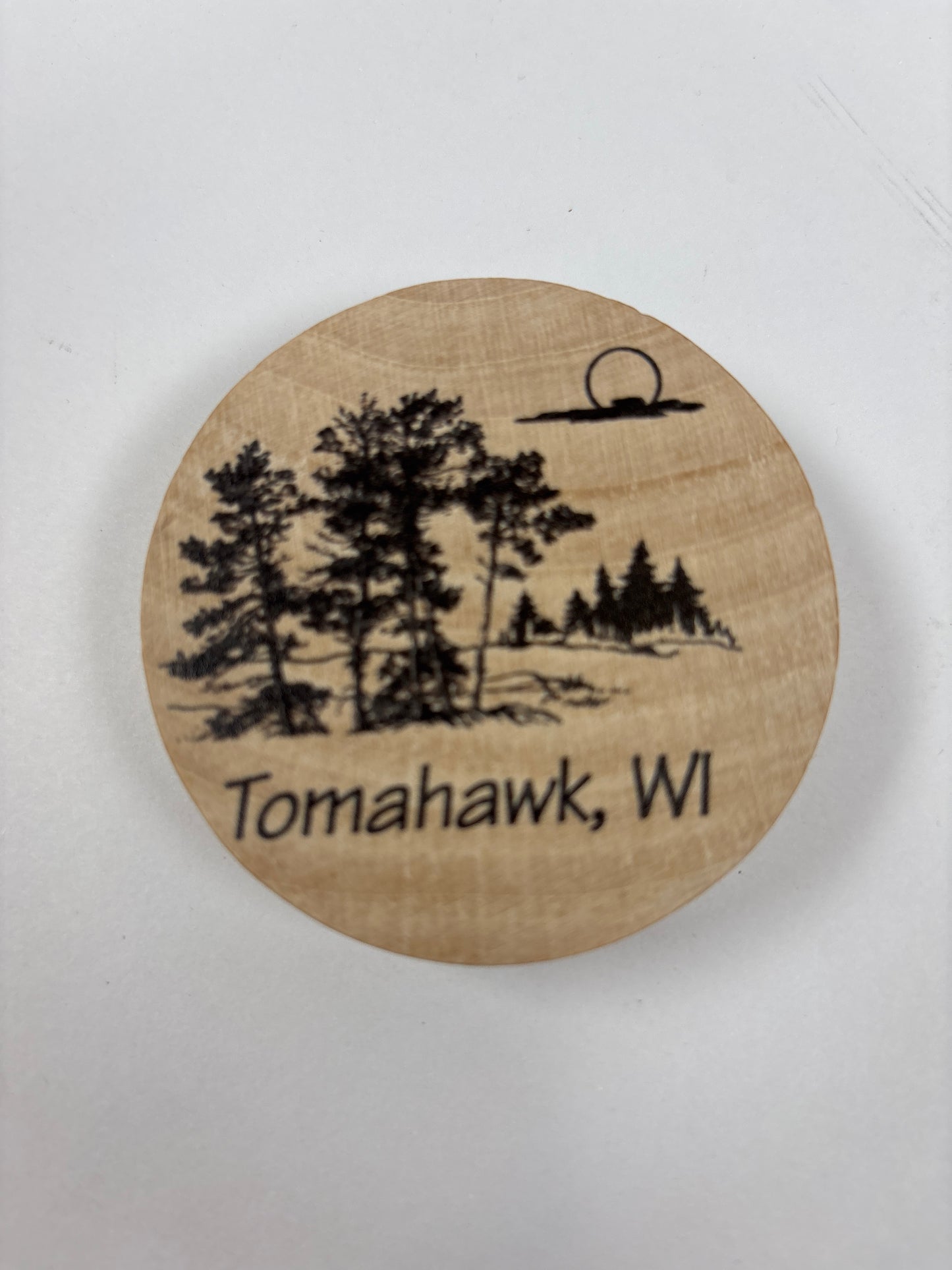 Tomahawk Round Wood Magnet/Bottle Opener