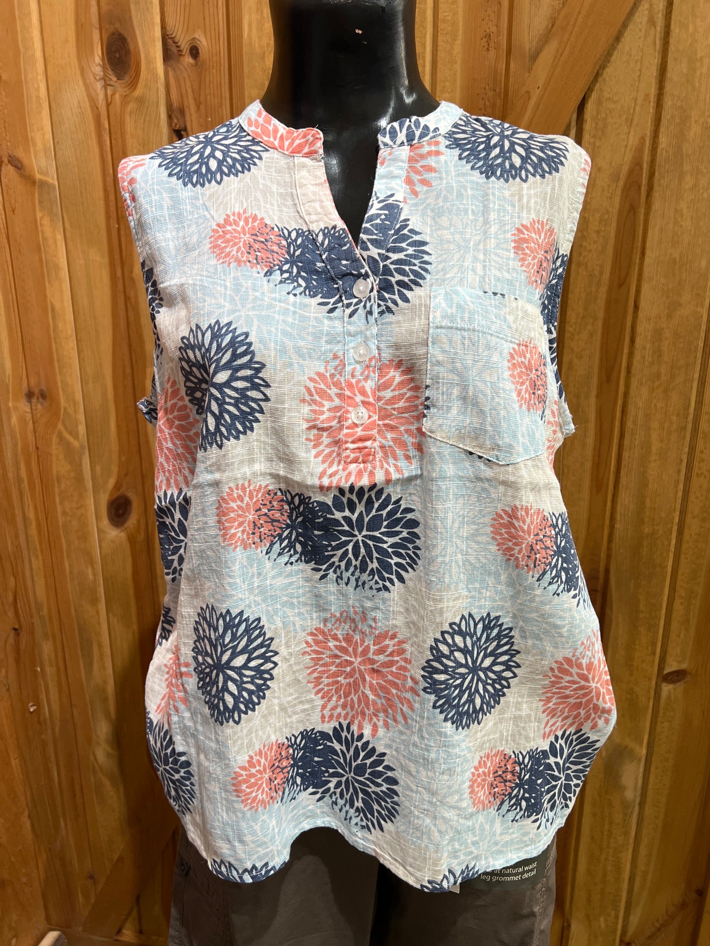 Dash Sleeveless 1 Pocket Blouse