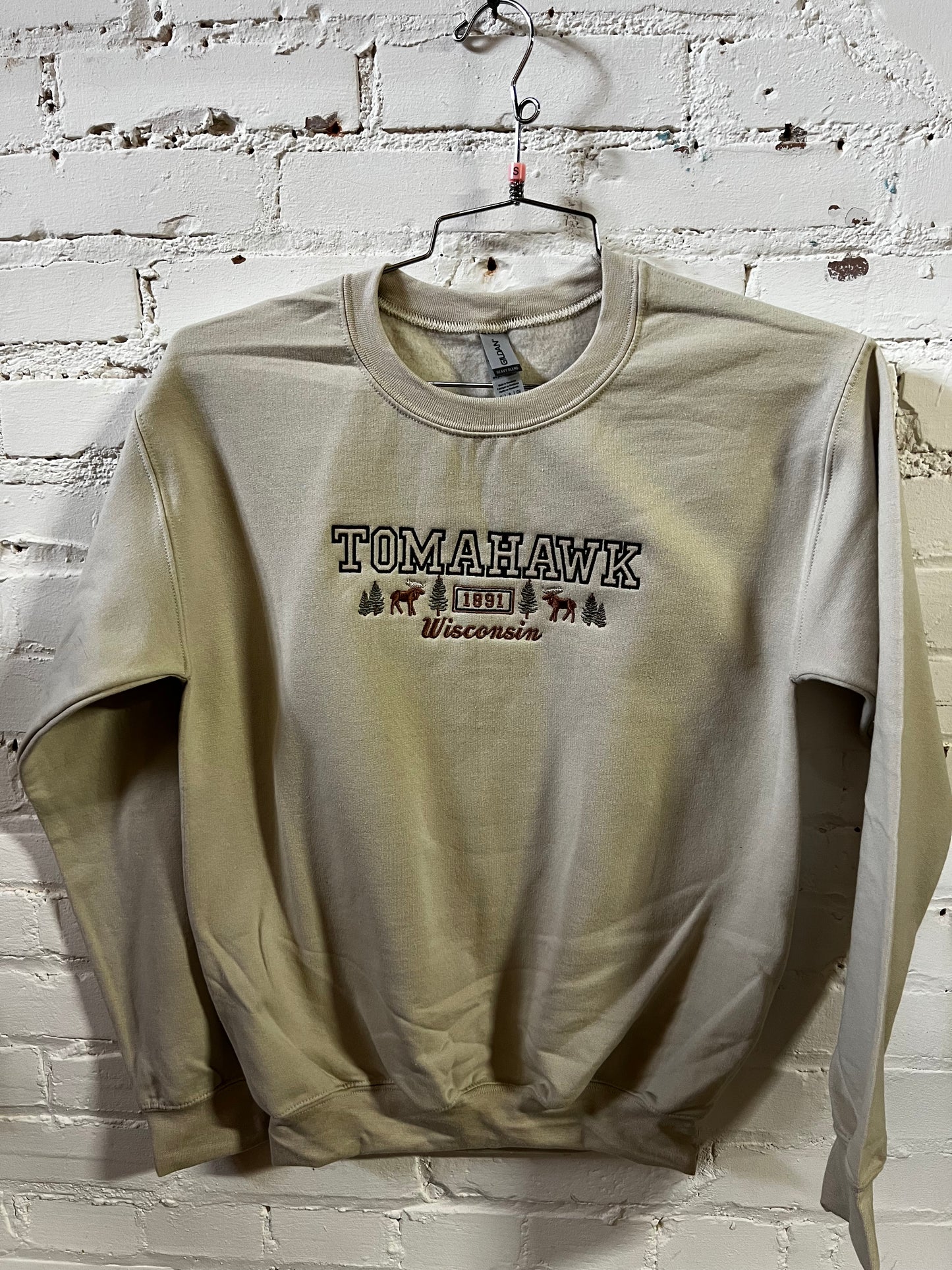 Tomahawk Embroidered Moose and Trees Crewneck