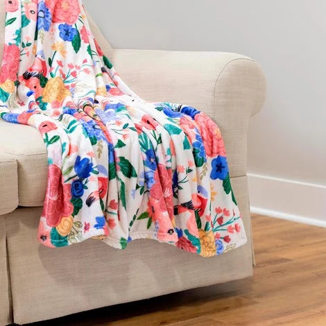 Evergreen Floral Print Blankets