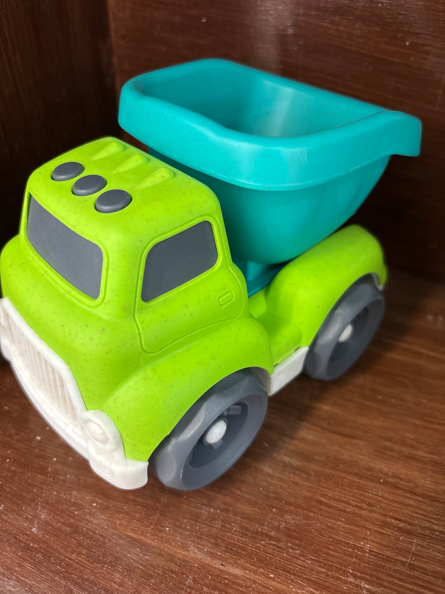 Wild Republic Toy Vehicles