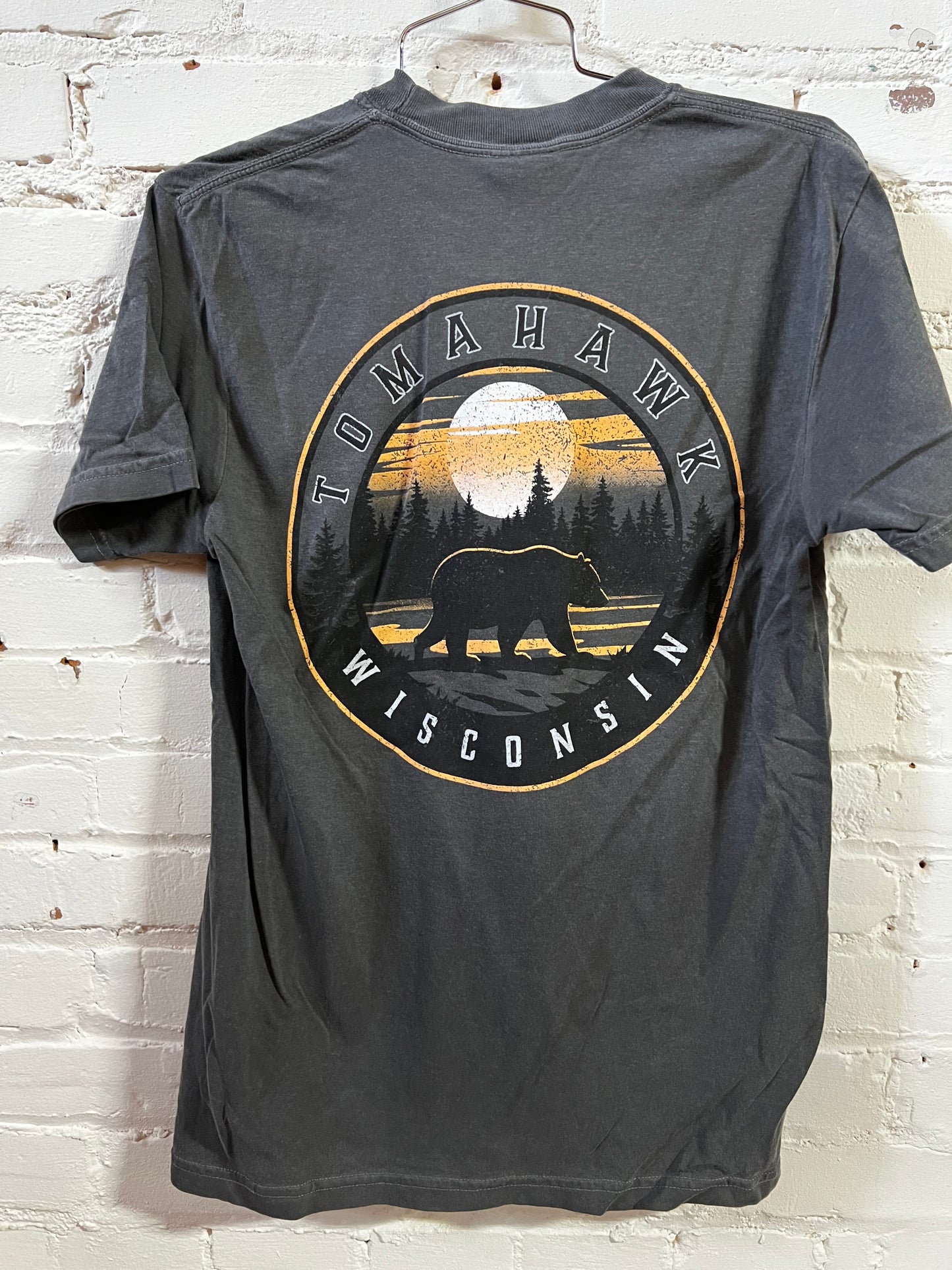 Tomahawk Full Back Bear and Trees T-Shirt