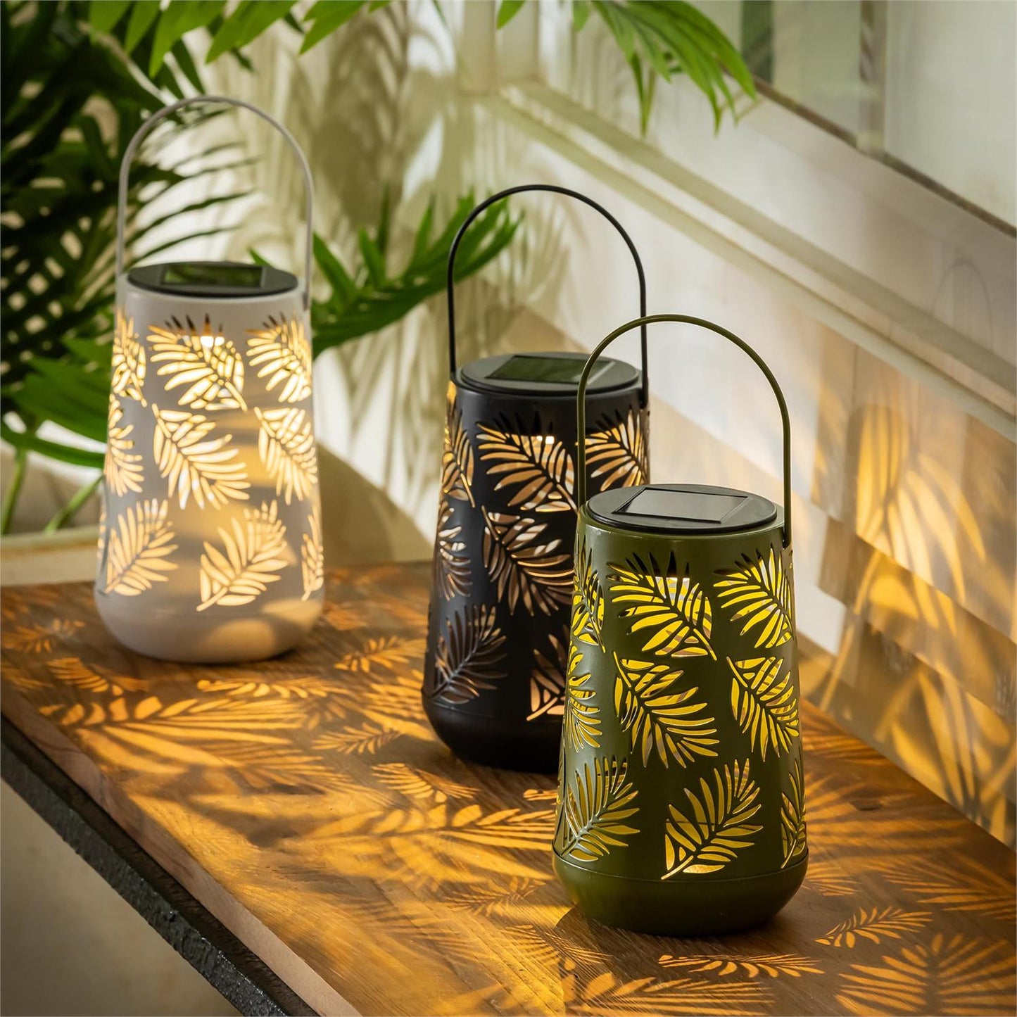 Metal Solar Lantern With Handle